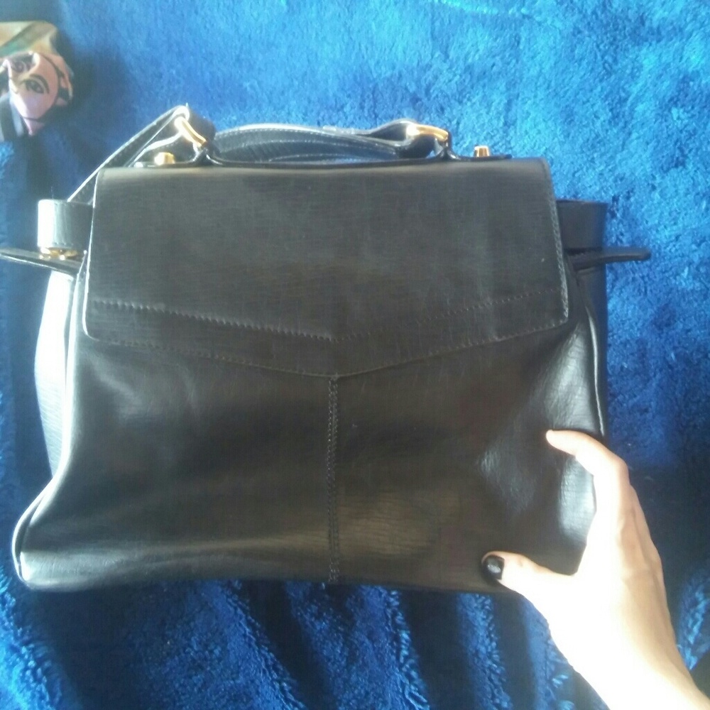 Trina Black & Gold Purse - Picture 6 of 6